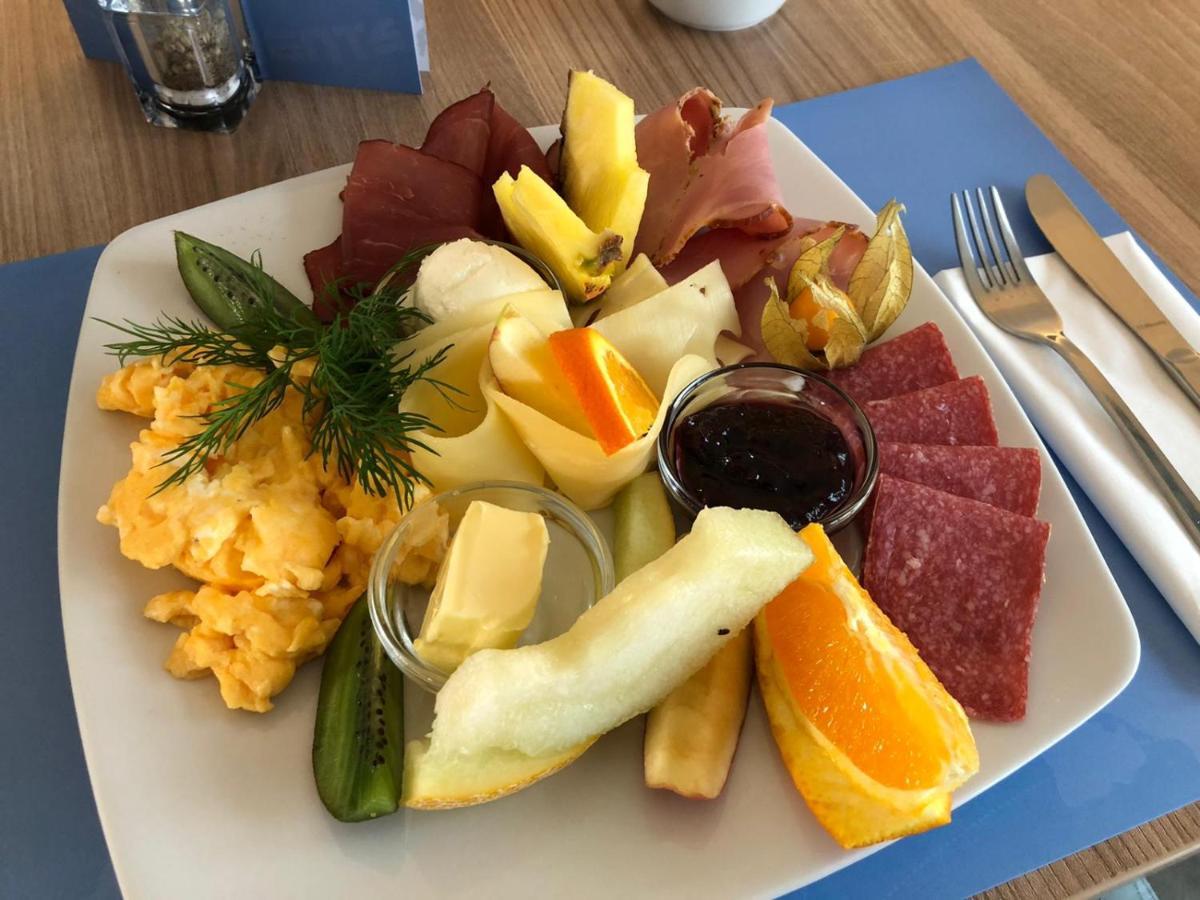 Hotel7Continents Neutraubling Zewnętrze zdjęcie